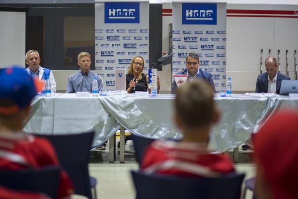 20 let inovativnega razvoja, strateških prebojev in trdnih partnerstev