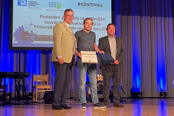  The Hidria team received an award for innovation from the Chamber of Commerce of Slovenia
